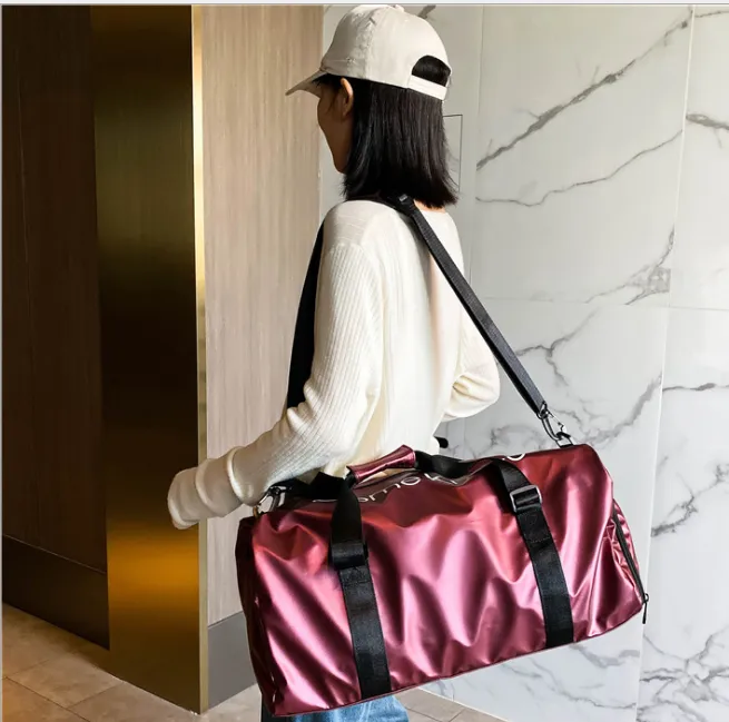 Wholesales waterproof large capacity colorful travel bag sport bags